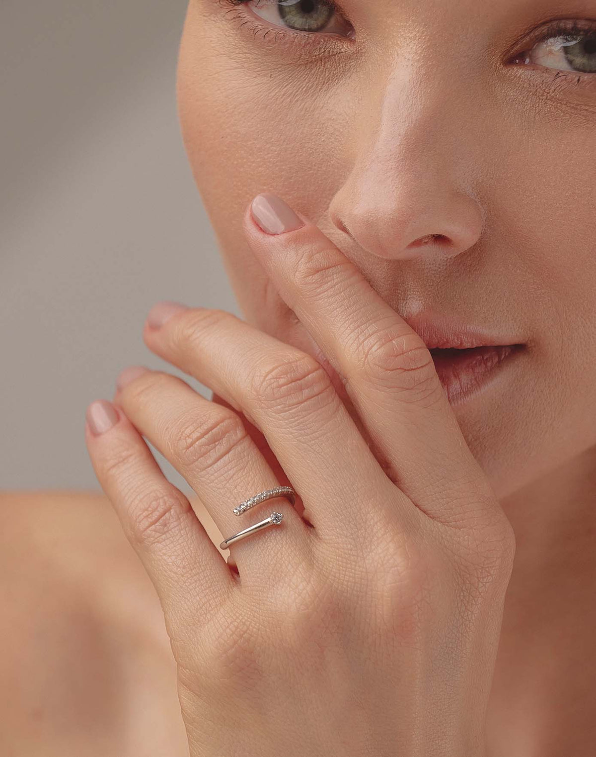 Anillo en Plata 925 Twist Crystal