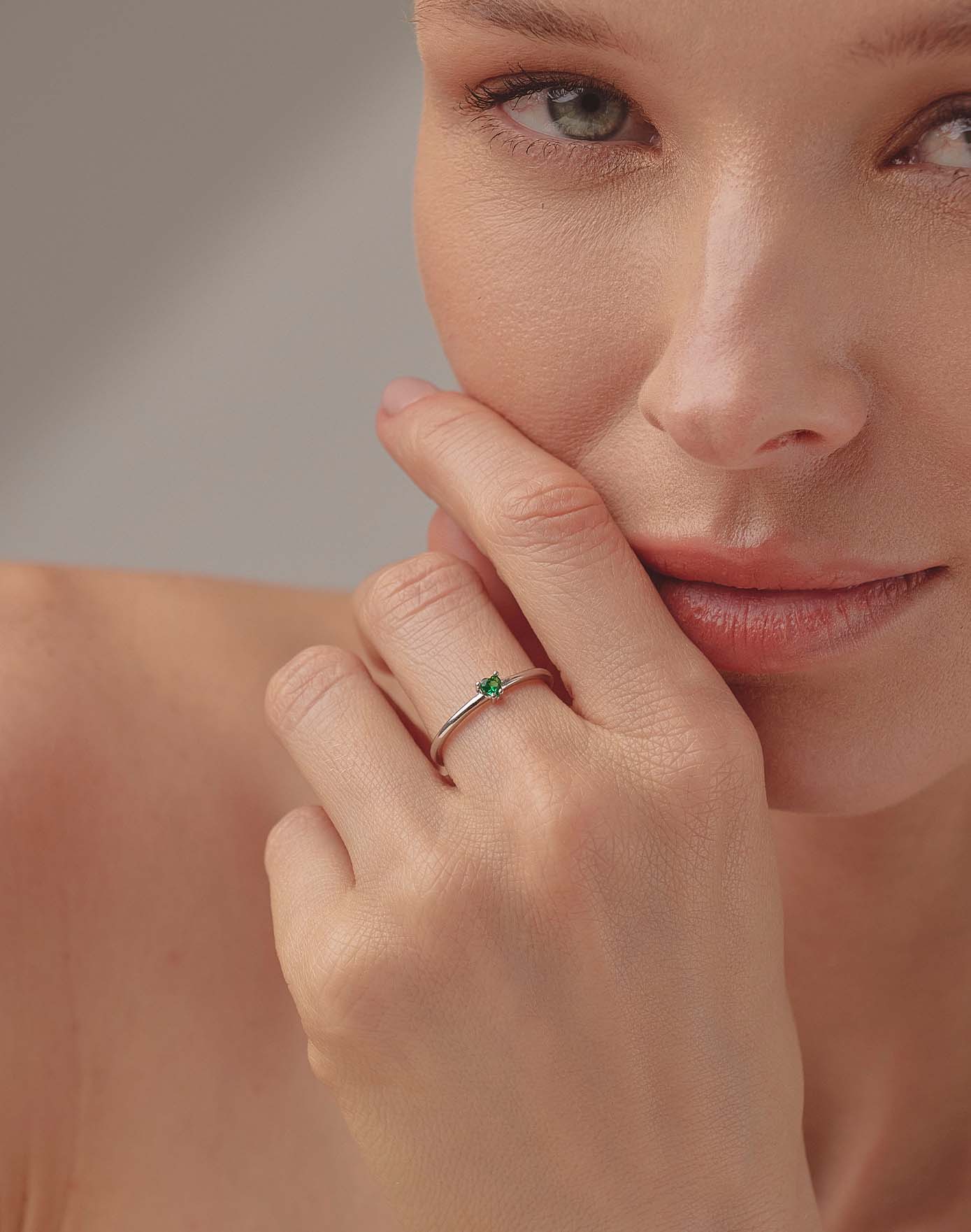 Anillo en Plata 925 Zircón Emerald Love