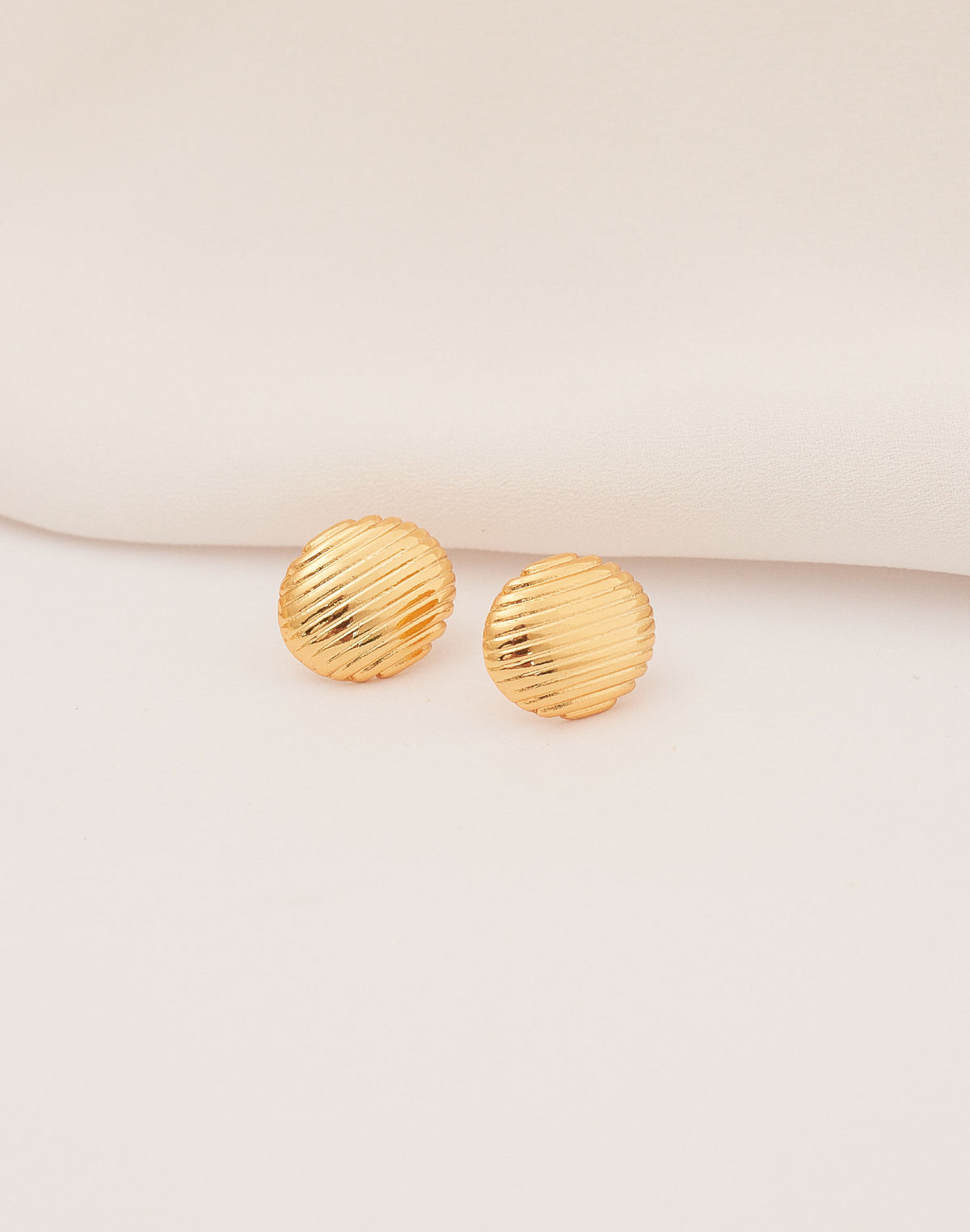 Aretes Georgia