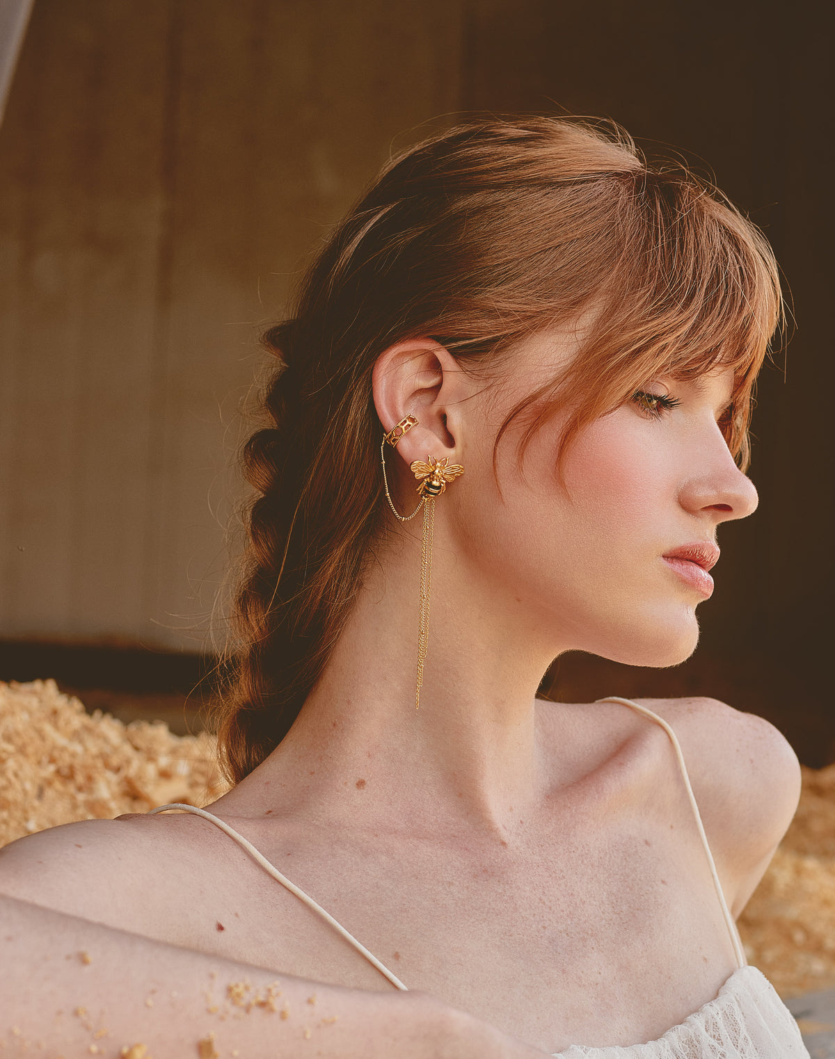 Aretes Queen Bee
