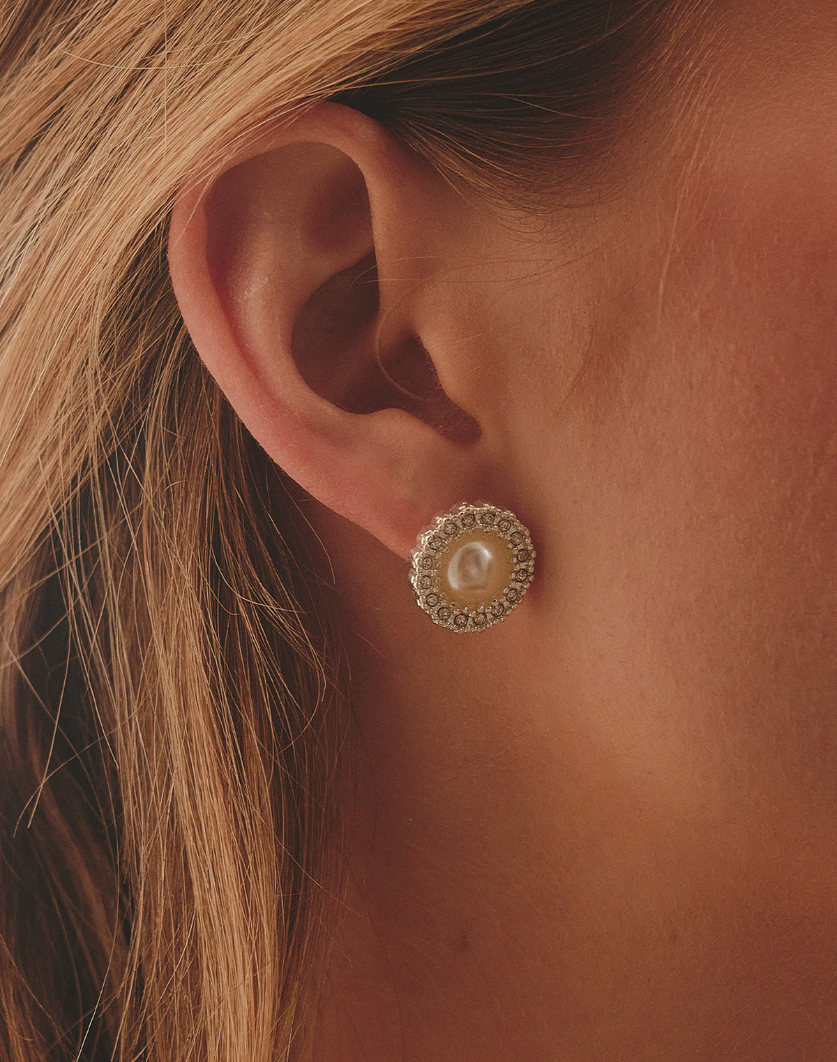 Aretes Roma