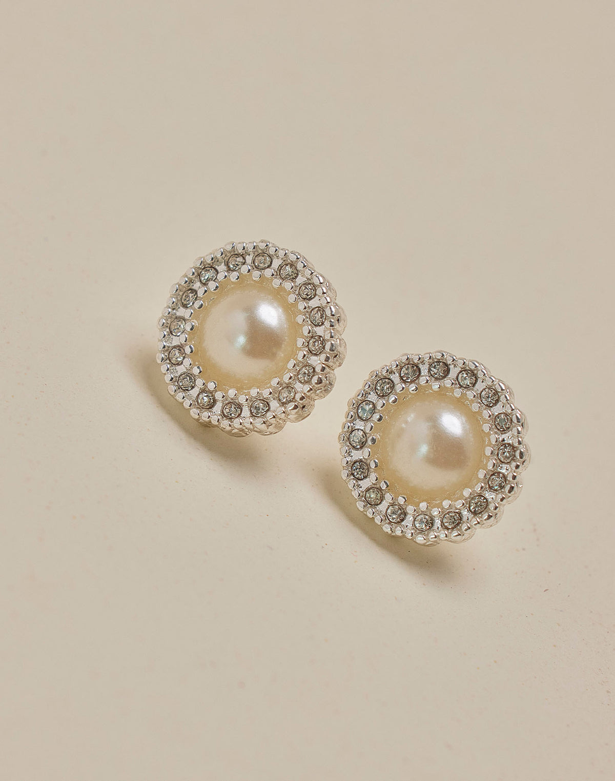 Aretes Roma