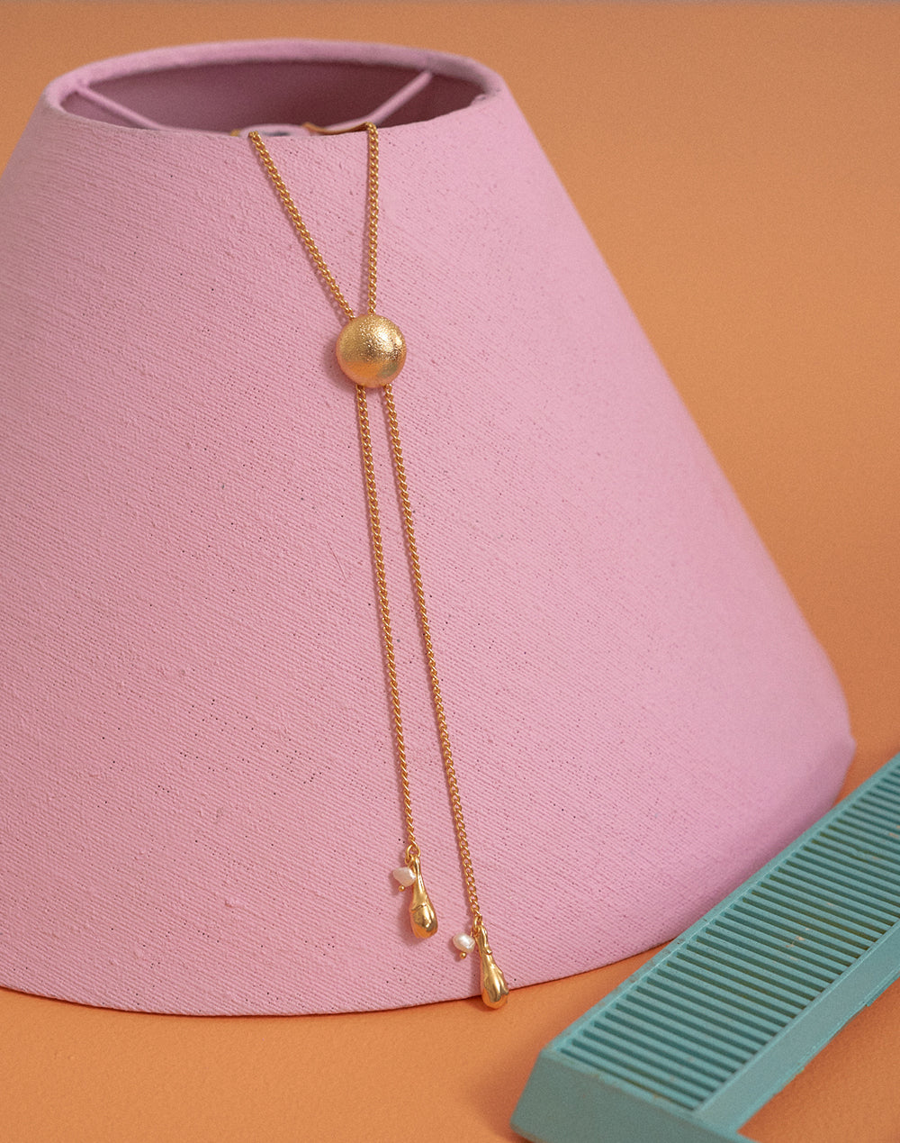Collar Tipo Corbatín Grafito