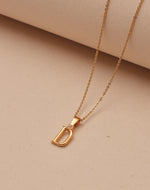 Collar de Letras Serif