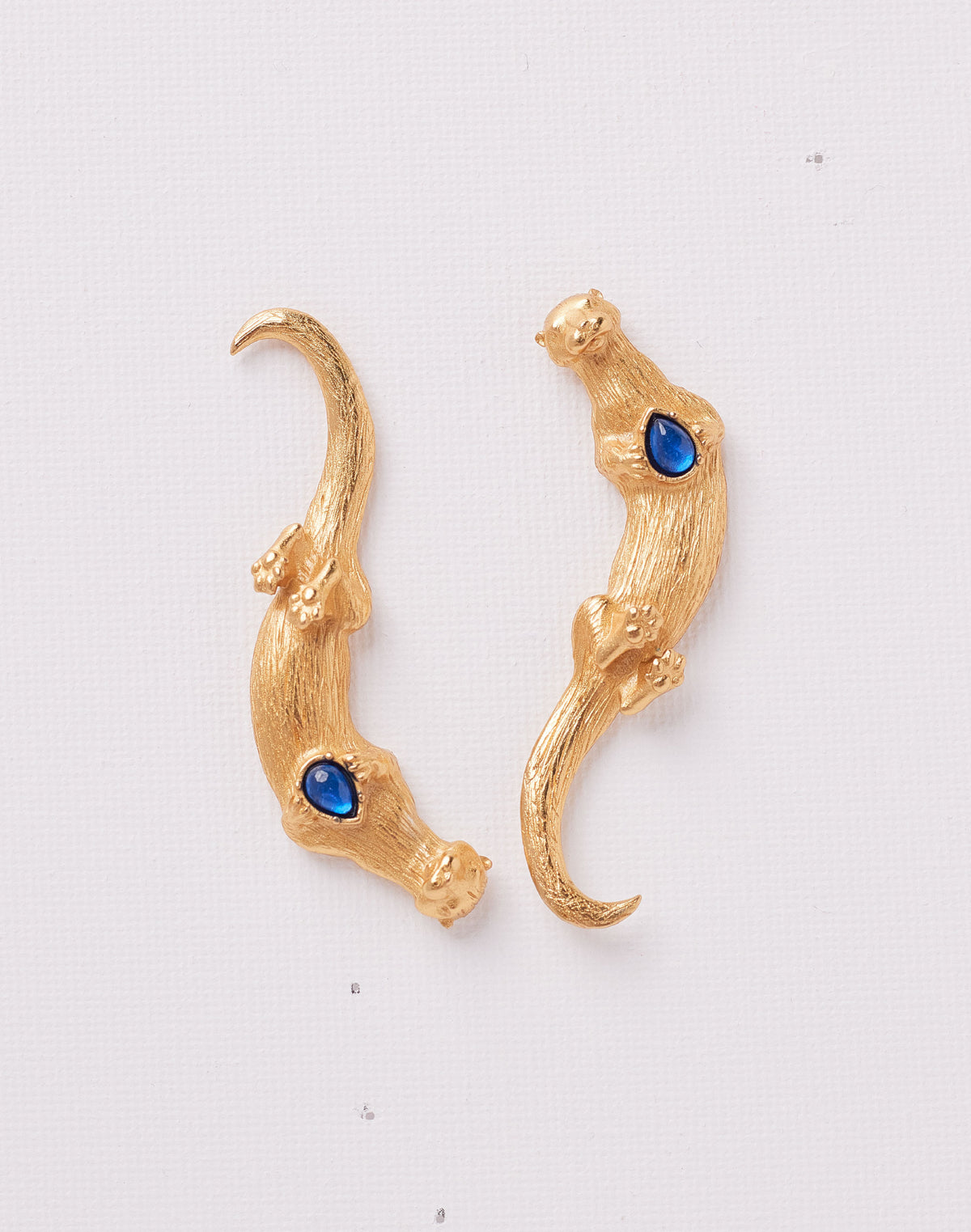 Pendientes Nutria