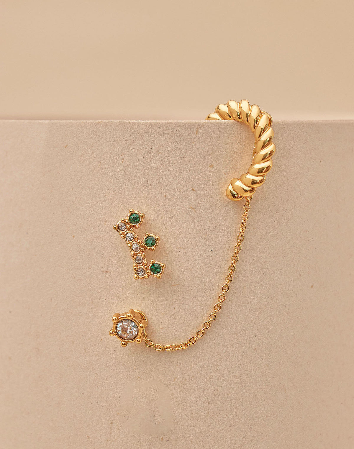 Set de 2 Aretes + Earcuff Silecia