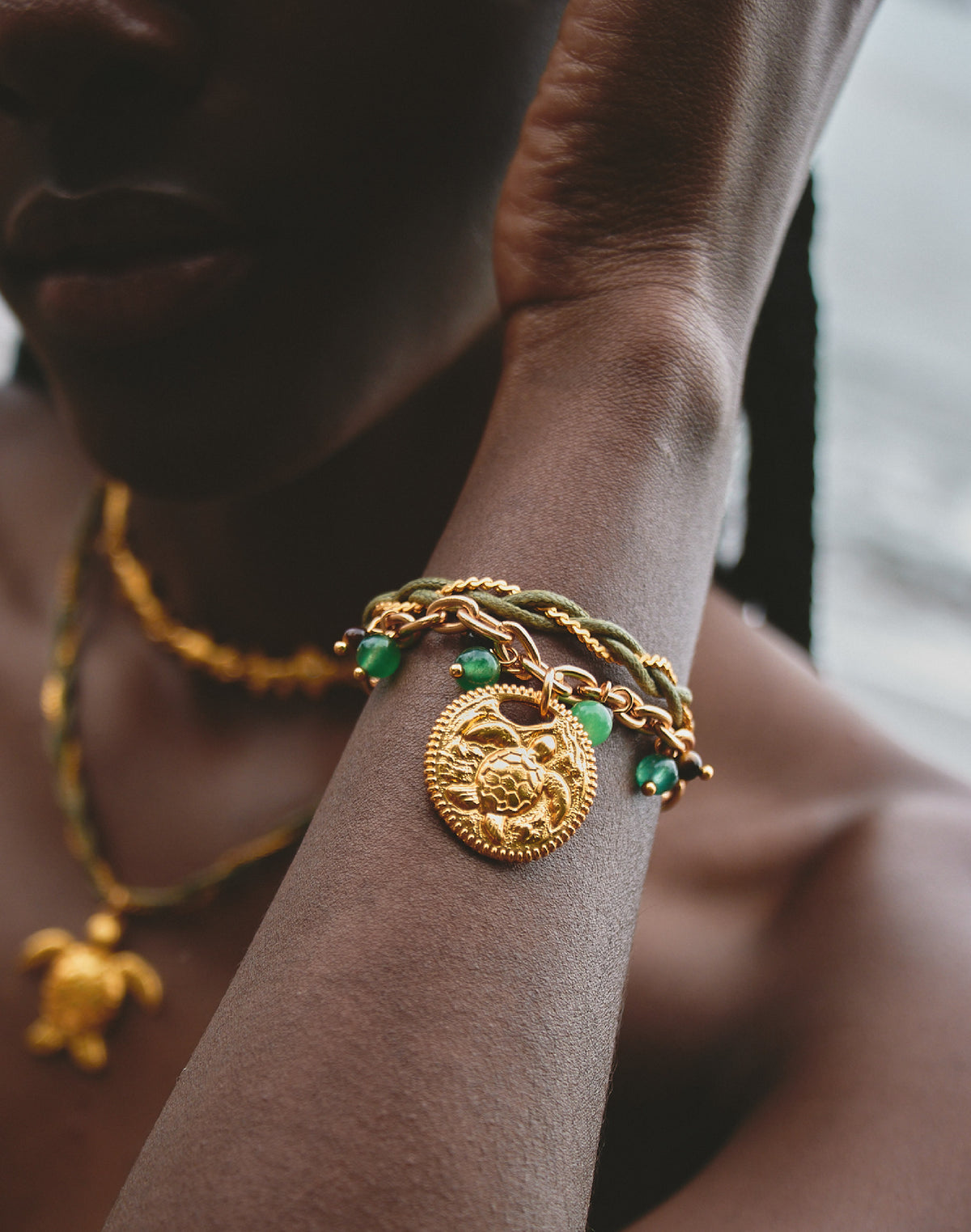 Set de 2 Pulseras Refugio del Sol