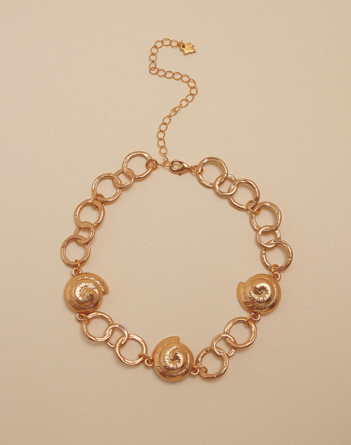 Set de Choker + Aretes Moluscos
