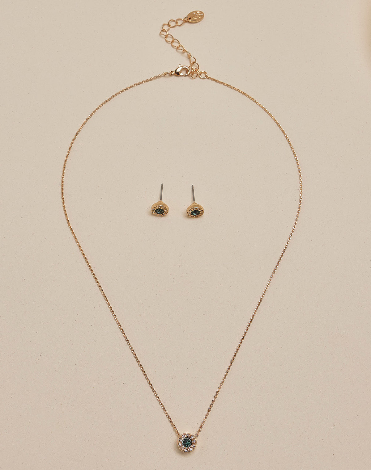 Set de Collar + Aretes Amelia