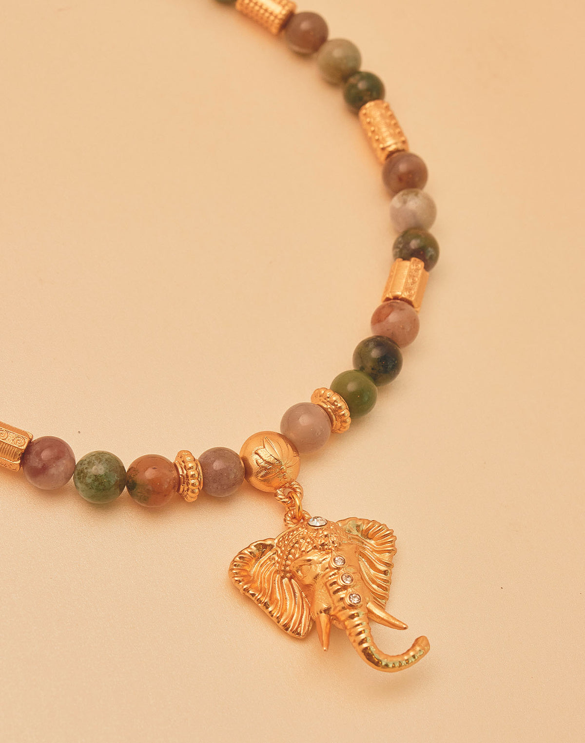 Set de Collar + Aretes Elefante Sagrado