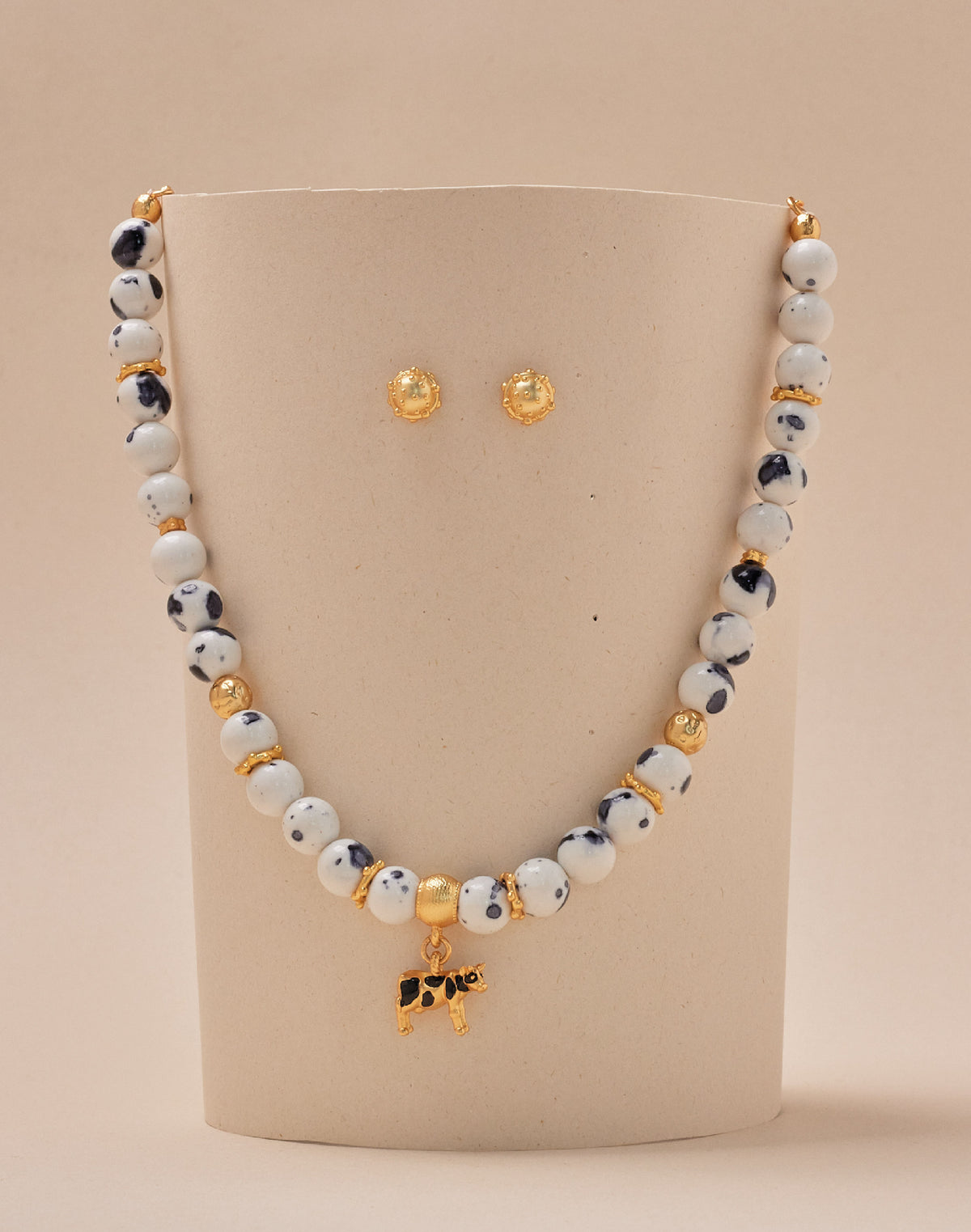 Set de Collar y Aretes Vaca