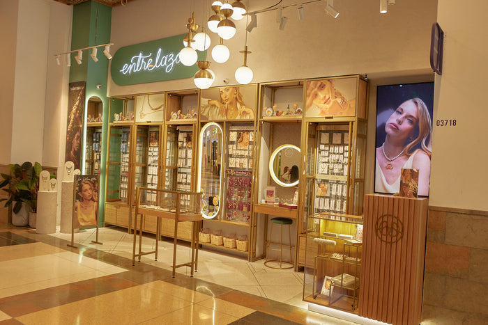 Tienda Entrelazos Centro Comercial El Tesoro